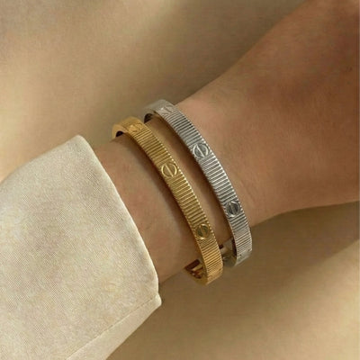 Love Unlimited Bangle